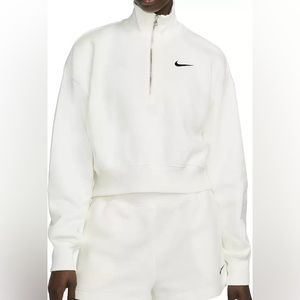 Nike Women’s Sportswear Phoenix Fleece - 1/2 Zip Cropped Sweatshirt